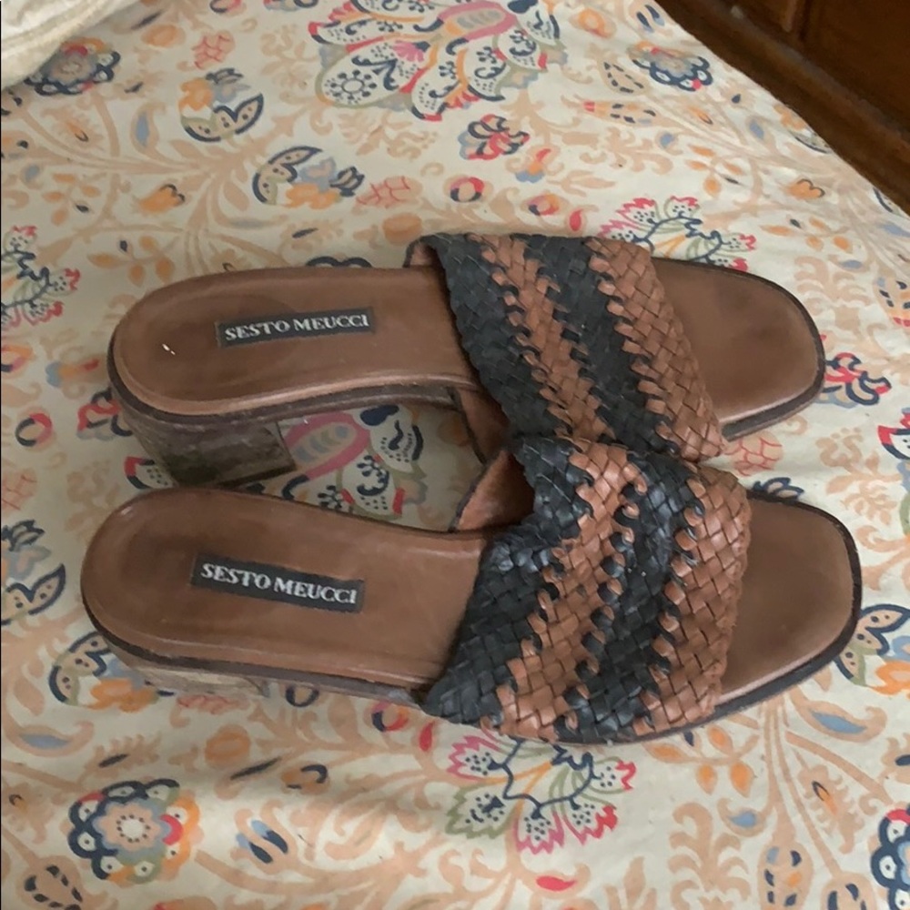 Vintage healed leather sandals